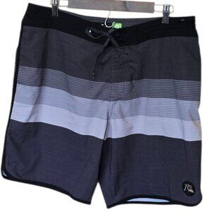 Men's QUICKSILVER Black & Gray Board Shorts sz 36